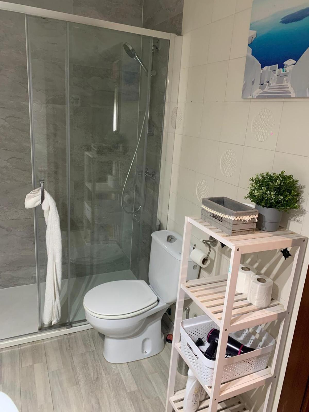 Aloka Rooms Sopela Bagian luar foto