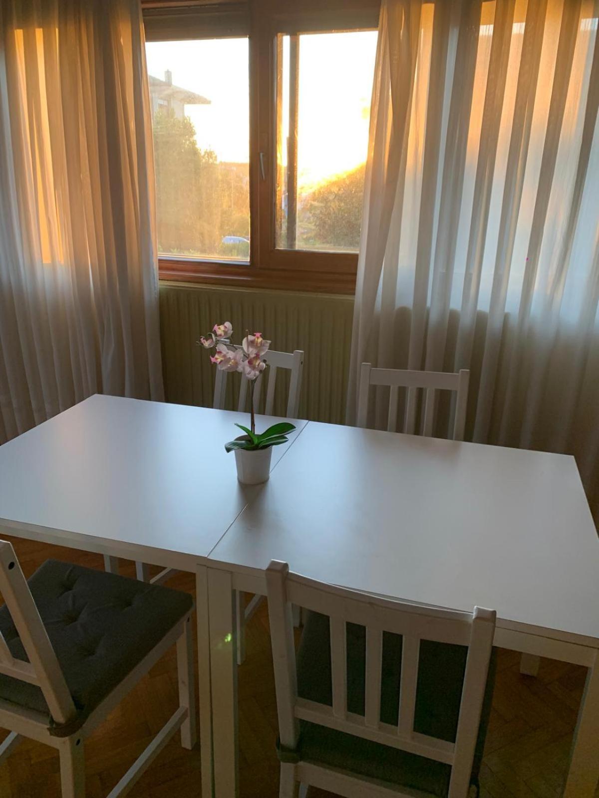 Aloka Rooms Sopela Bagian luar foto