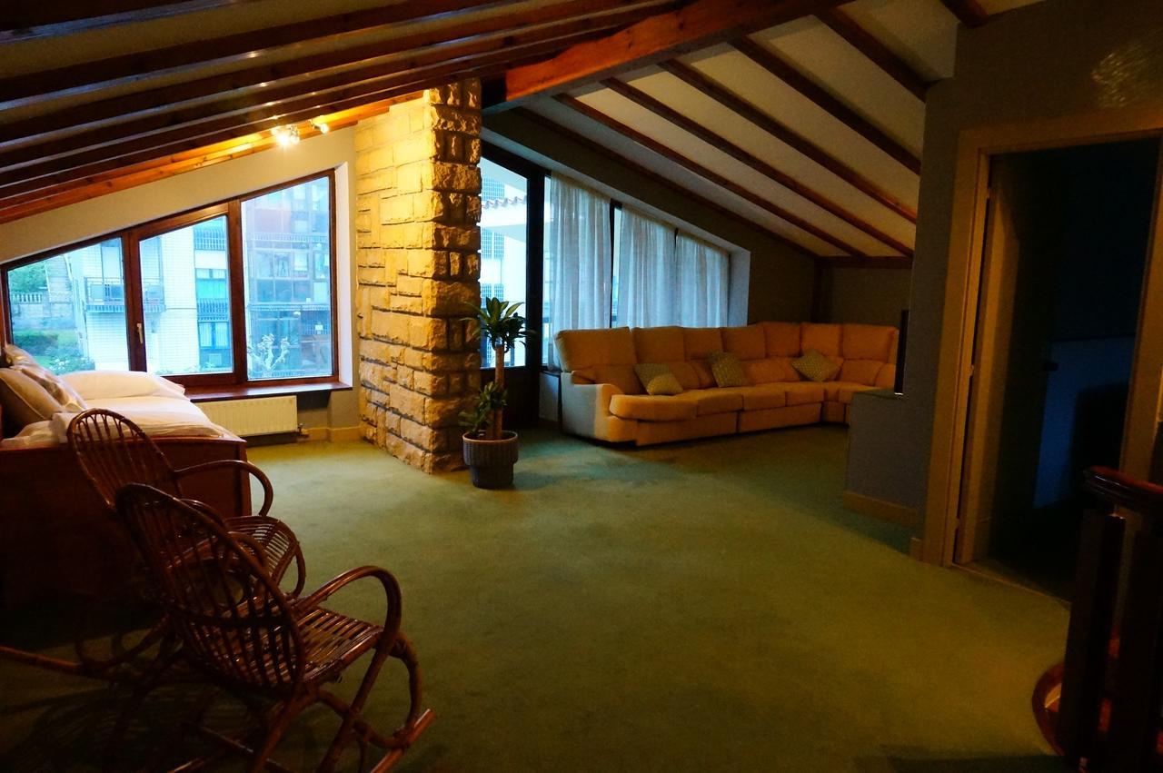 Aloka Rooms Sopela Bagian luar foto