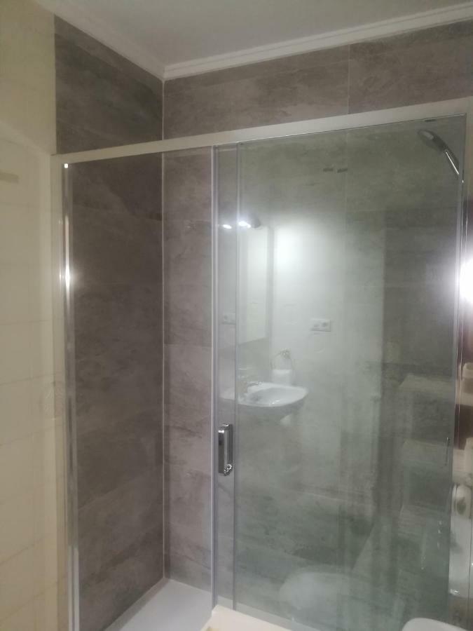 Aloka Rooms Sopela Bagian luar foto